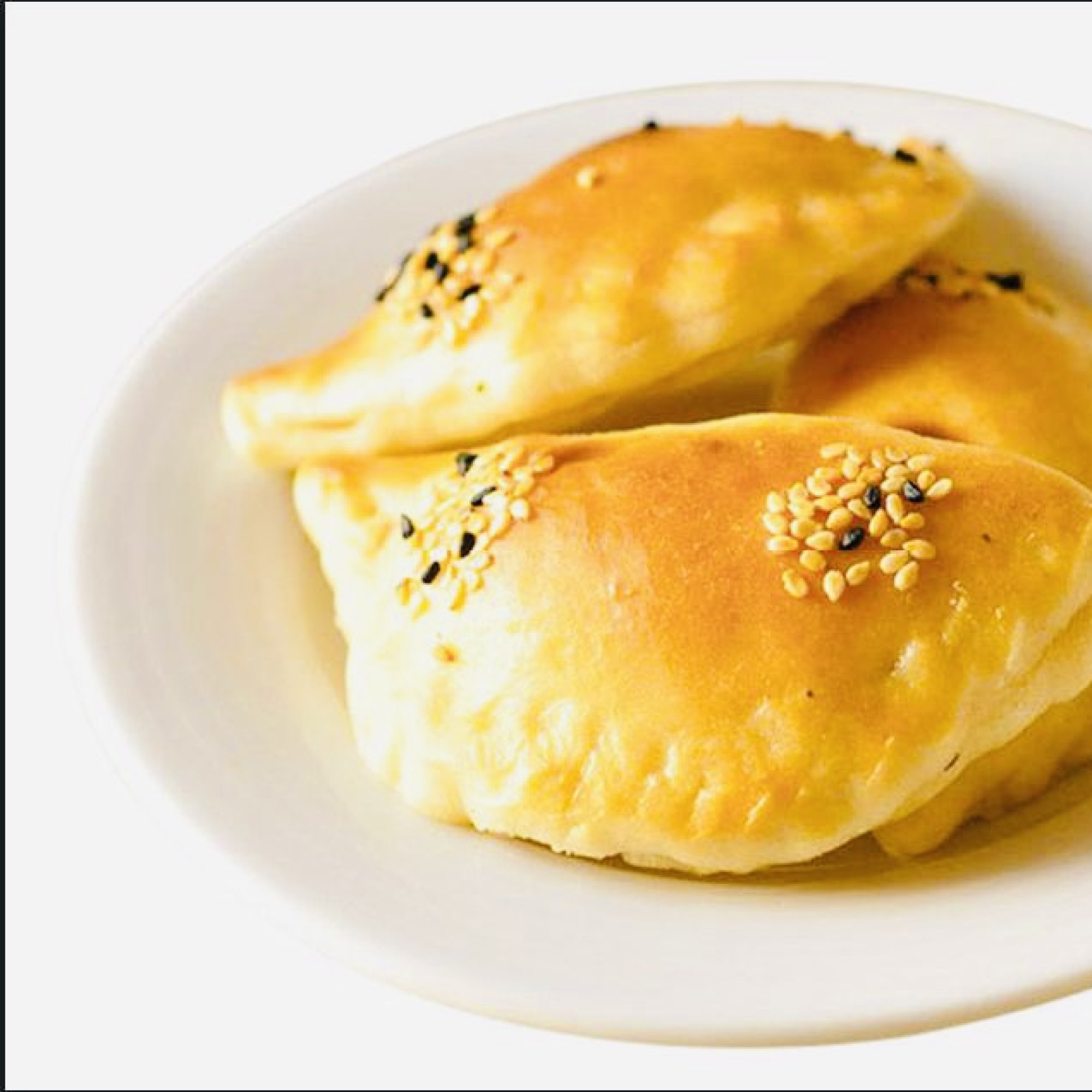 Regular Labneh Zaatar Olive